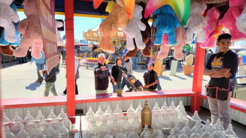 Ring Toss at Traders Village Grand Prairie