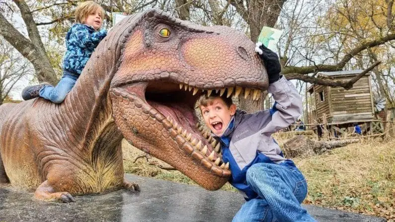 Things to do in Dallas this weekend with kids | Dinosaurs Live!